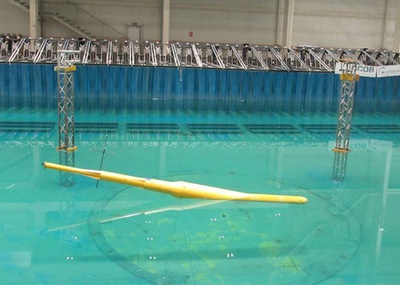 Model a escala 1:45 de la plataforma flotant WindCrete, creada per investigadors i investigadores de la UPC que participen en el projecte CoReWind