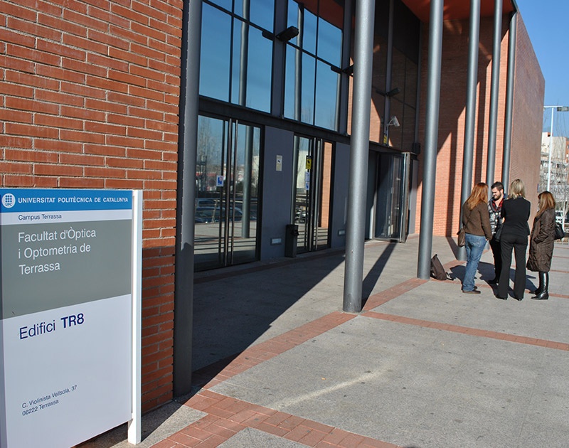 Edifici de la Facultat d’Òptica i Optometria de Terrassa (FOOT)