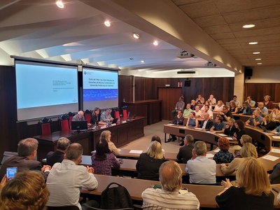 En el encuentro con la consellera de Universidades e Investigación han estado presentes representados de escuelas y facultades, departamentos e institutos, del Consejo del Estudiantado y de servicios generales de la UPC